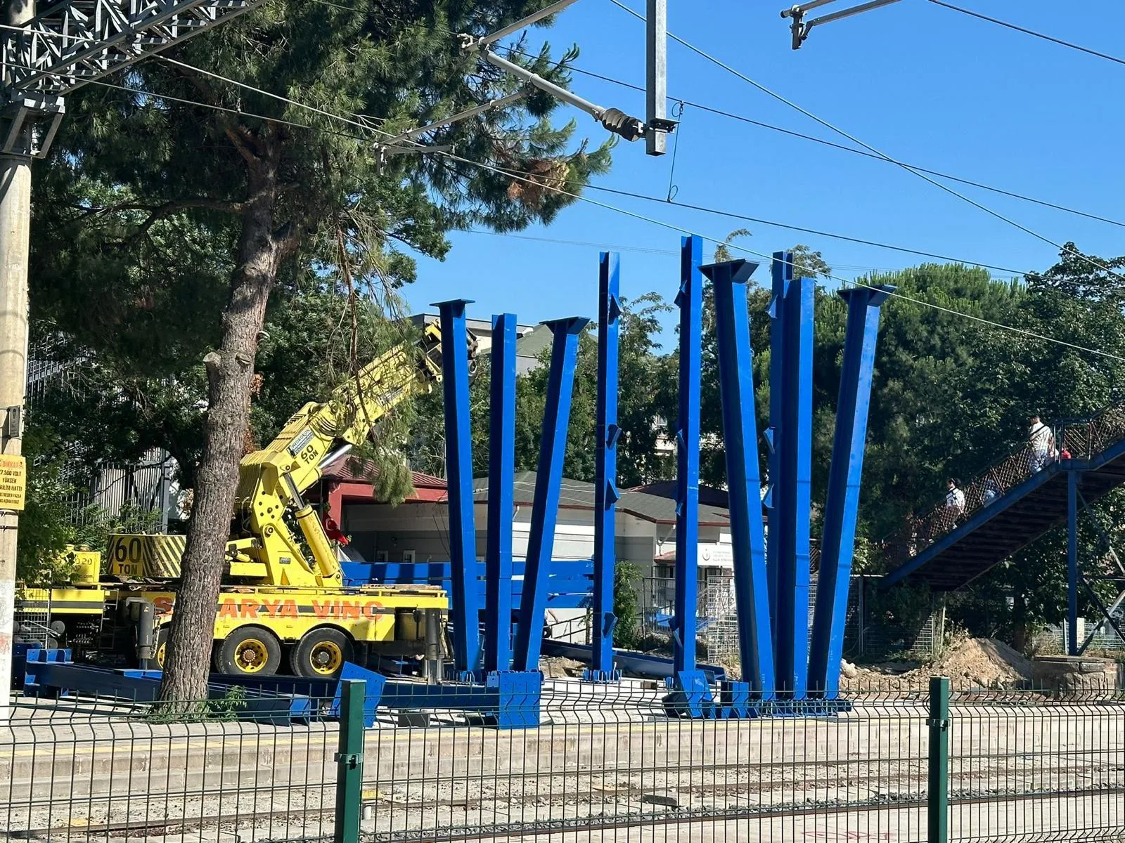 Çelik Üst Geçit görseli
